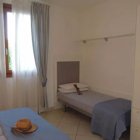 Cozy With Swimming Pool Bibione