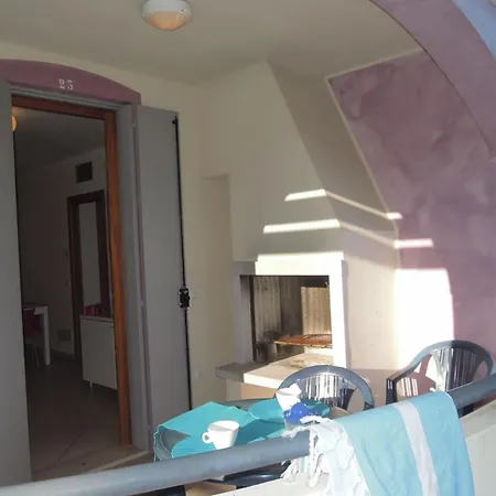 Cozy With Swimming Pool Apartment Bibione