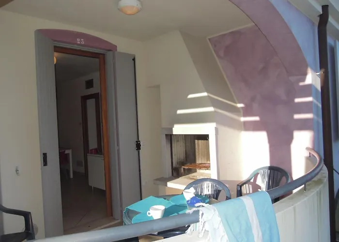 Cozy With Swimming Pool Apartment Bibione