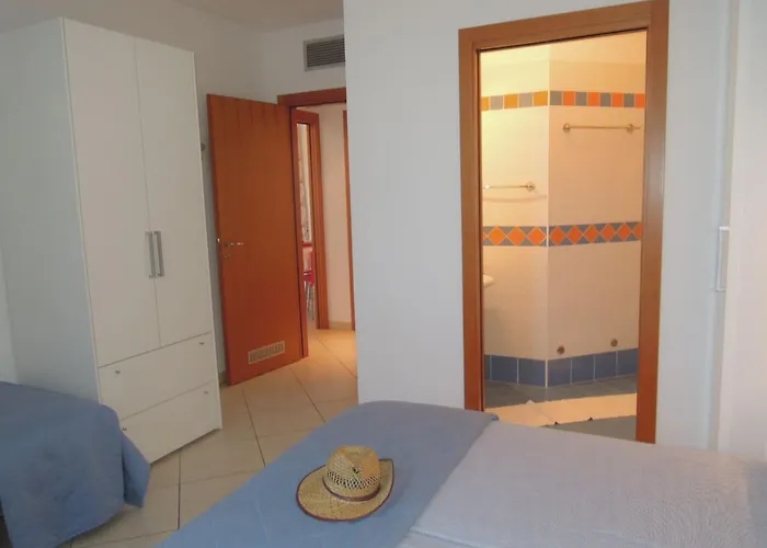 Cozy With Swimming Pool Bibione