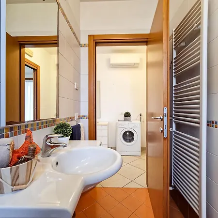 Cozy With Swimming Pool Apartamento Bibione