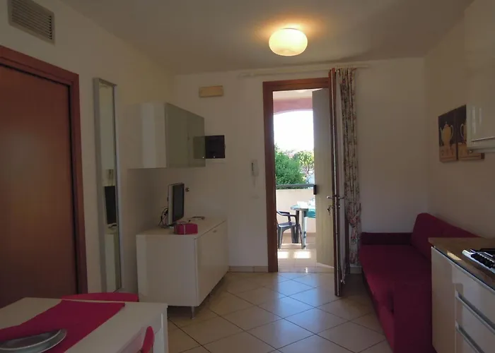 Cozy With Swimming Pool *